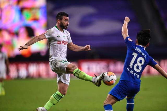 吉伦沃特完成注册 新赛季继续代表山东队出战